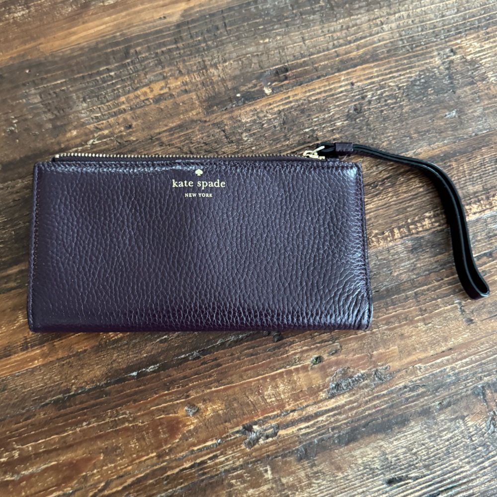 Kate Spade Wristlet Wallet in Plum Pebbled Leather